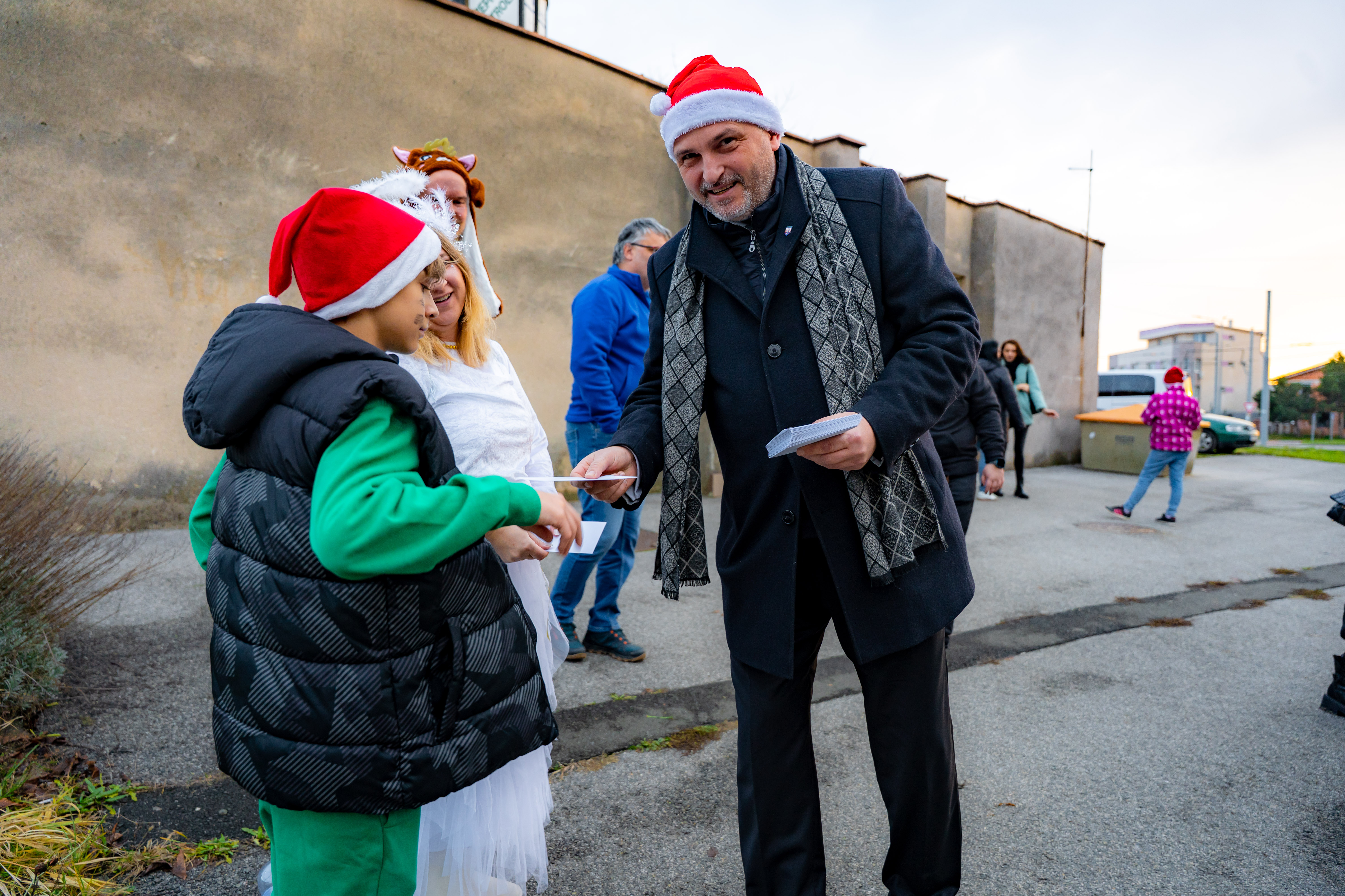 Mikulasska Elektricka -4